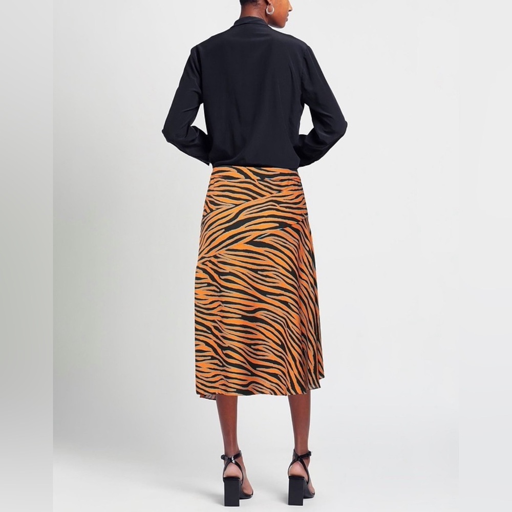 🎉HP🎉 DIANE von FURSTENBERG DVF 
Lilo animal-print midi SZ 6 NWT - Picture 2 of 7